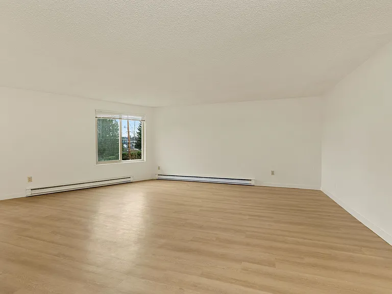 Lawton Park Villas- One month free- 2 Bed / 2 Bath Space to Live, Room to Breathe, All Yours. Mag... — Photo 6