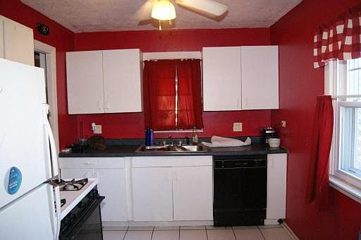 4th image of 1784 W Pratt Ave