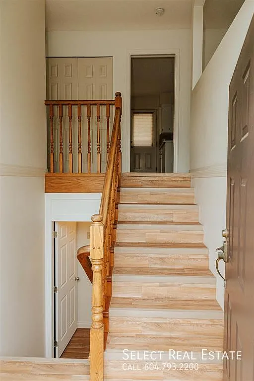 3 bed, 1.5 bath, 1261 sqft, $2,300 — Photo 4