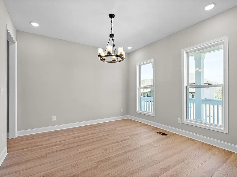 248 Bluebell Dr — Photo 9