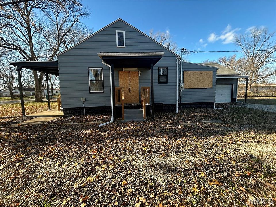 2nd image of 319 Levin Dr