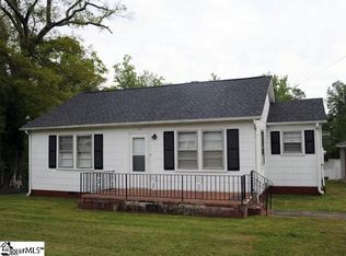 110 Maple Dr, Inman, SC 29349