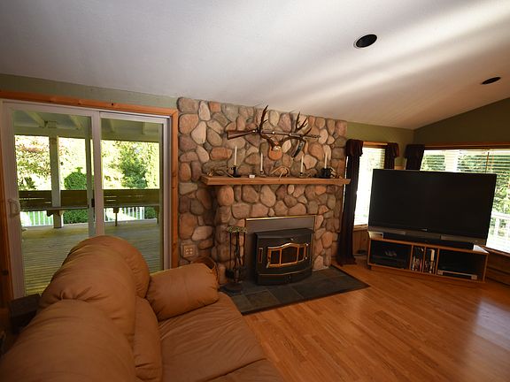 4th image of 6639 SE Mile Hill Dr