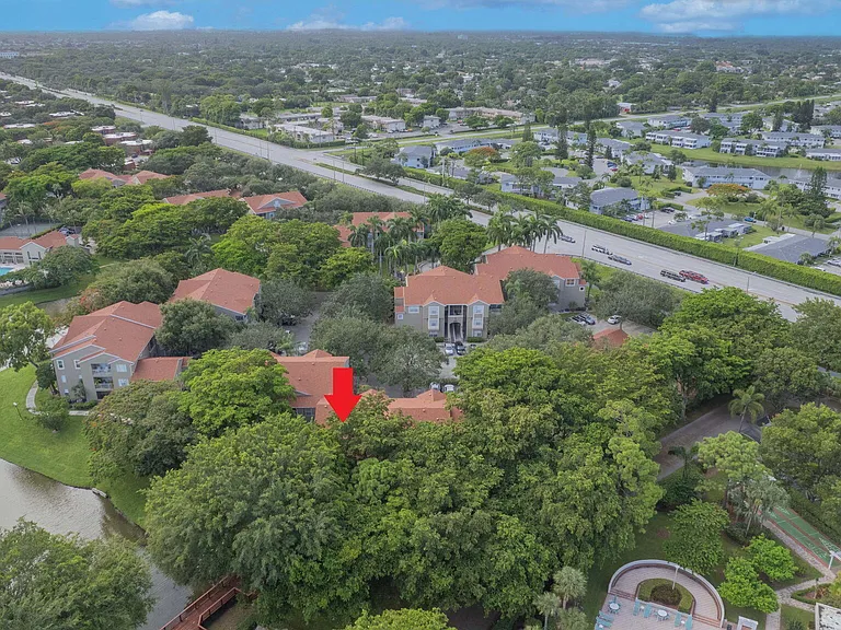 1725 Palm Cove Blvd #2-306 — Photo 18