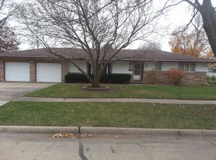 305 SE 10th St, Ankeny, IA 50021