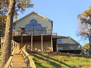 4th image of 706 Lakewood Dr
