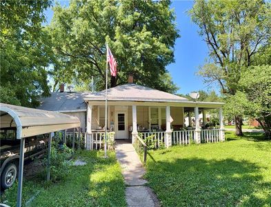 126 W 9th St, Le Roy, KS, 66857