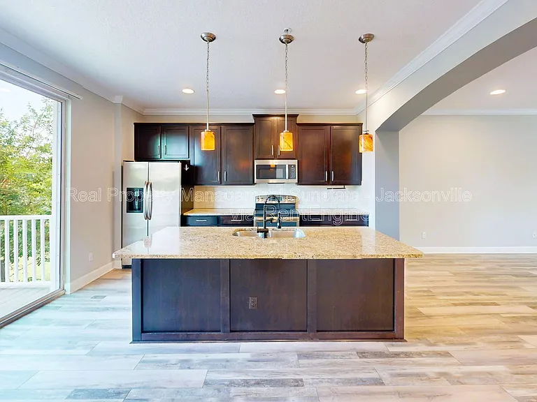 4298 Ellipse Dr — Photo 8