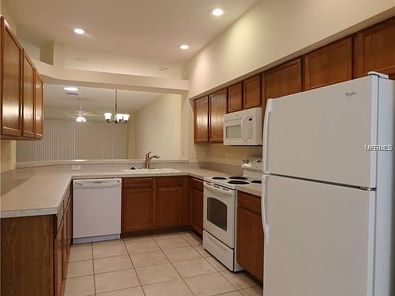 5th image of 10415 Mulligan Ct