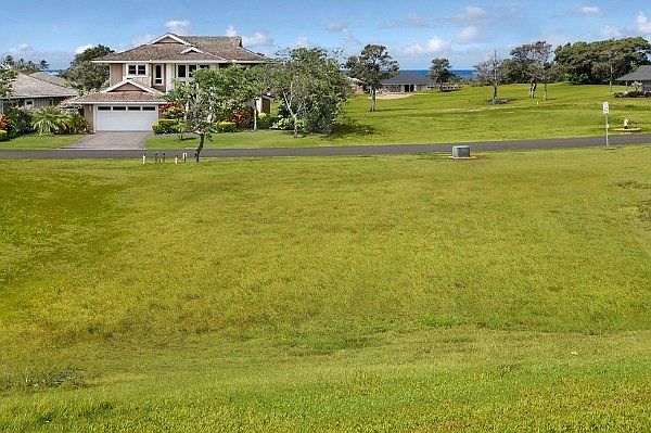 2nd image of 2902 Kolepa St