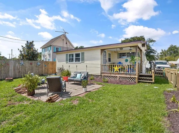 8096 Mire Pond One, Chincoteague Island, VA 23336