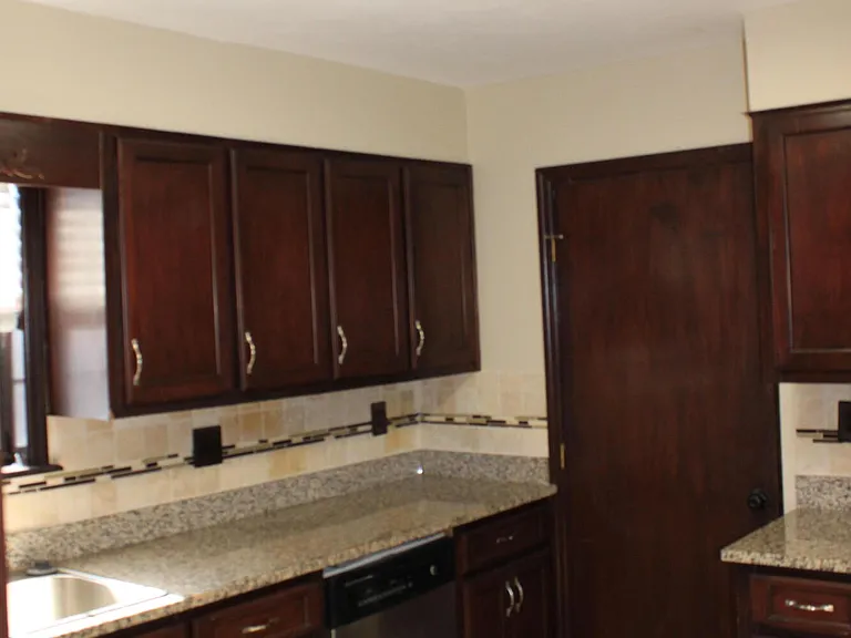 4104 Spencer St — Photo 11