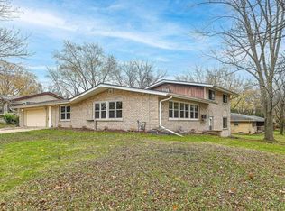 5301 Orchard Ln, Greendale, WI 53129