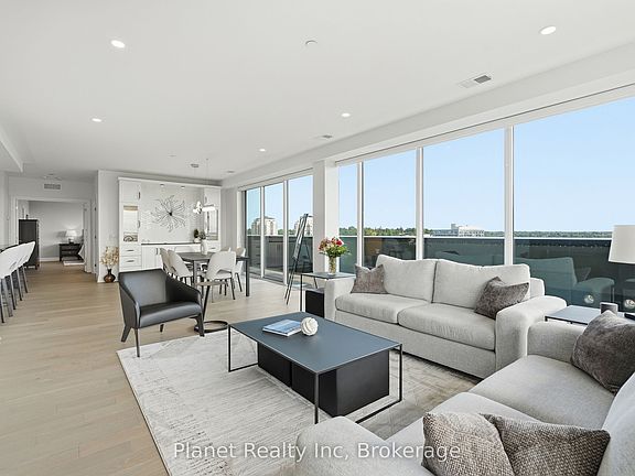 2nd image of 71 Wyndham St S #1305