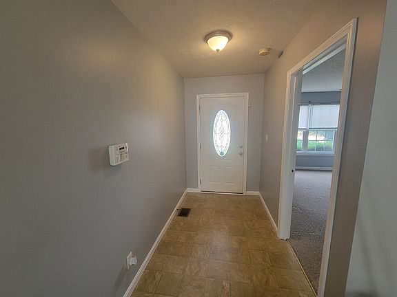 2nd image of 7368 Lucille Ave