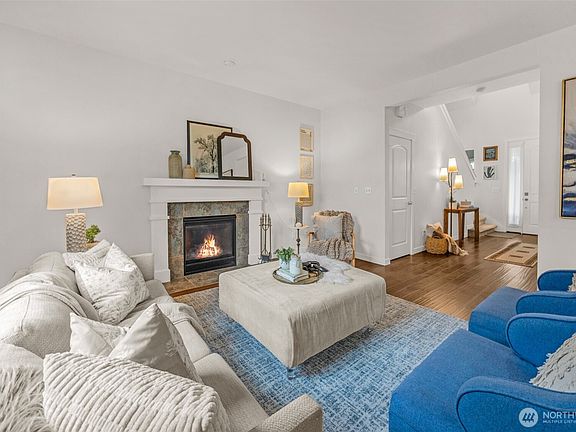 4th image of 317 204th Place SE