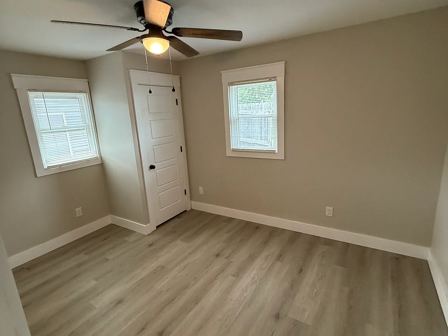 4 bed, $1,750 — Photo 4