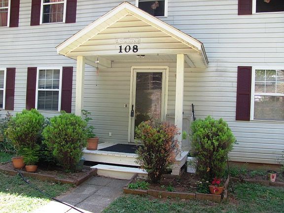2nd image of 108 Topaz Dr