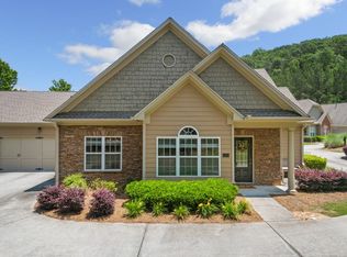 242 Glens Loop, Woodstock, GA 30188