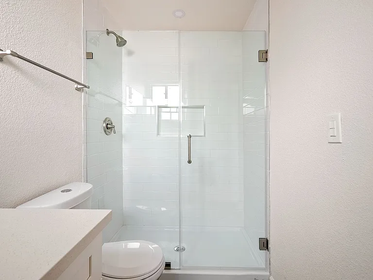 3150 Rockview — Photo 10