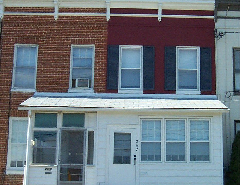 Front ( Red / White House)