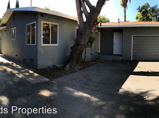 15758 Sherman Way, Van Nuys, CA 91406