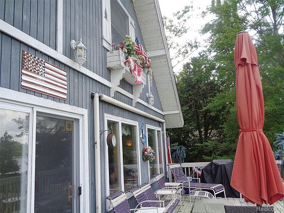 5th image of 7894 Lakeside Blvd