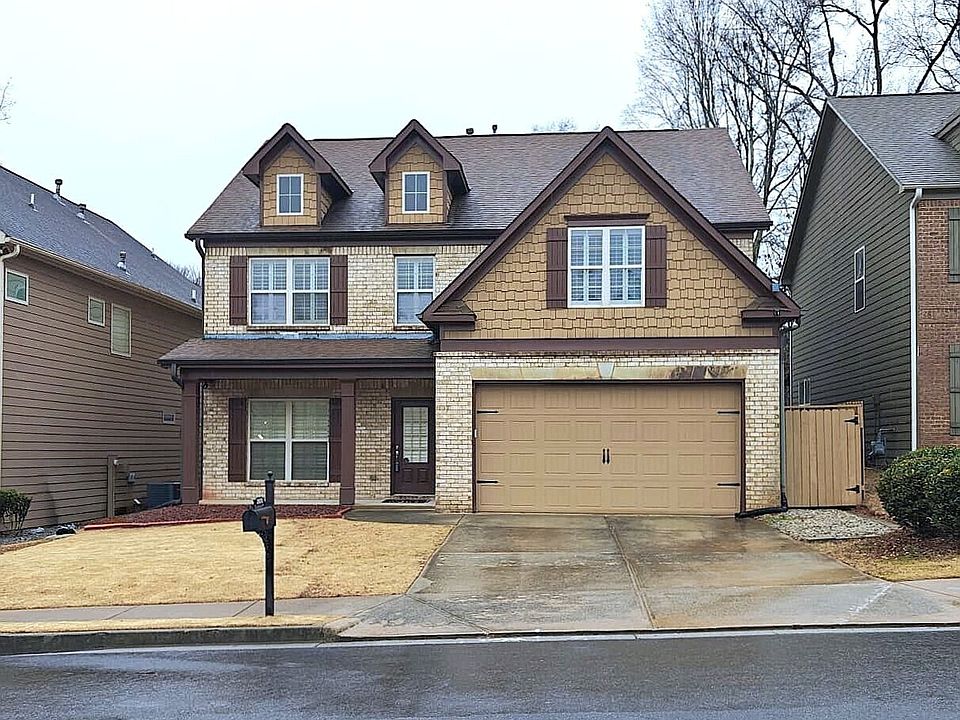 1st image of 2638 Lake Manor Cir