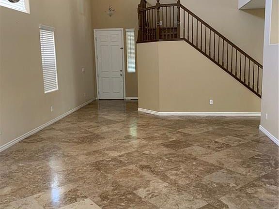 3rd image of 7357 Vizcaya Ct