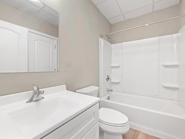 5-7 Pleasant St #403 — Photo 3