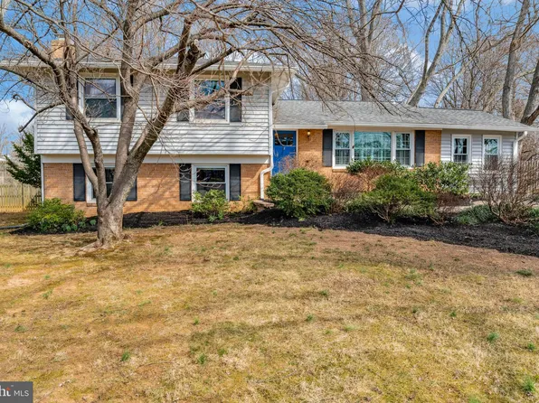 6921 Muncaster Mill Rd, Derwood, MD 20855