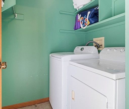 4th image of 247 Portage Lakes Dr Unit D