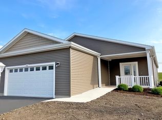 165 Hialeah Ln, Grayslake, IL 60030