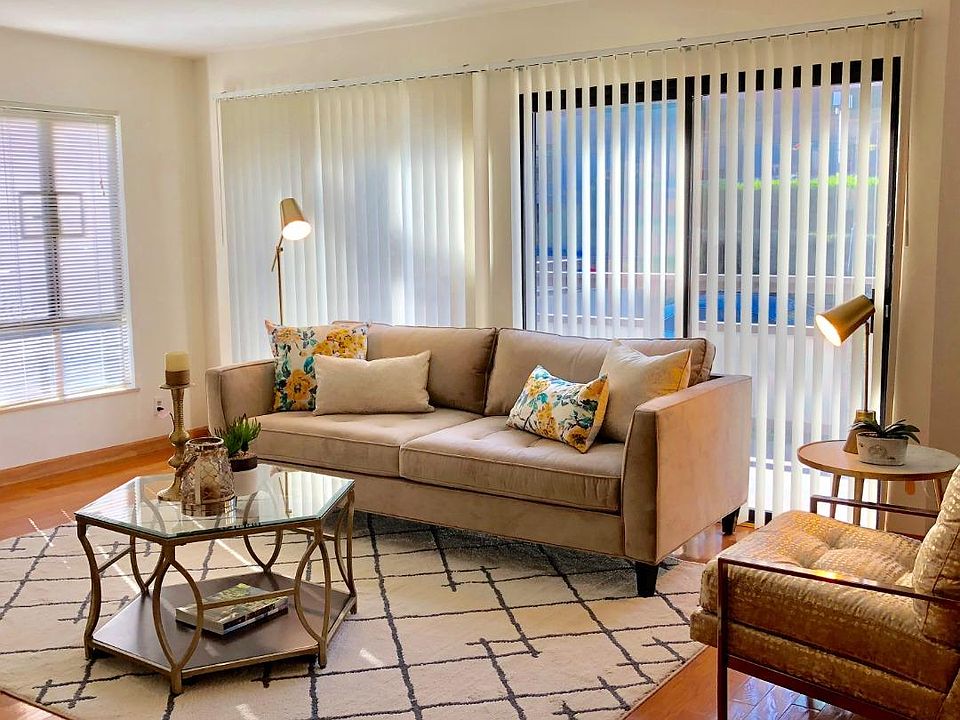1st image of 2411 Carlmont Dr APT 104