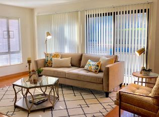 2411 Carlmont Dr APT 104, Belmont, CA 94002