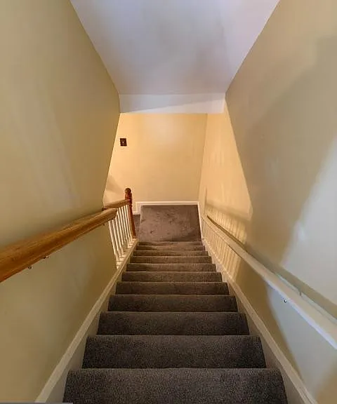108 Parkside Dr — Photo 32