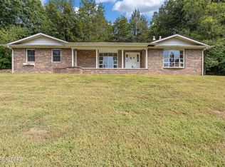 317 Glade Rd, Cumberland Gap, TN 37724