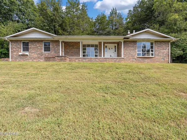 317 Glade Rd, Cumberland Gap, TN 37724