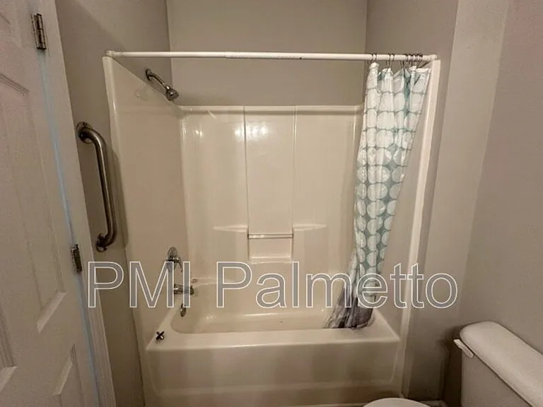 124 Fairview Park Dr — Photo 13