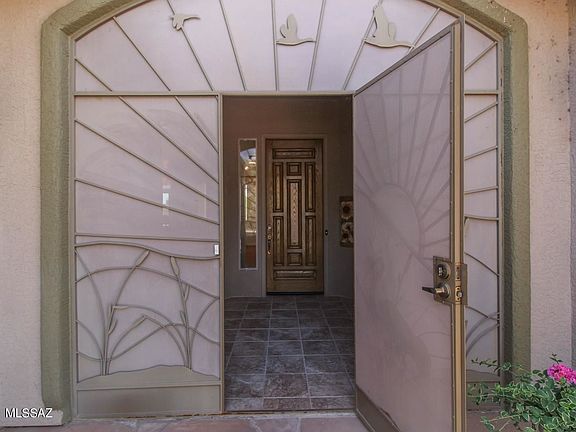 4th image of 1919 W Placita Canoa Azul