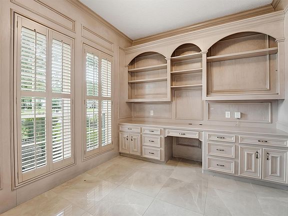 5th image of 23410 Wellington Court Blvd