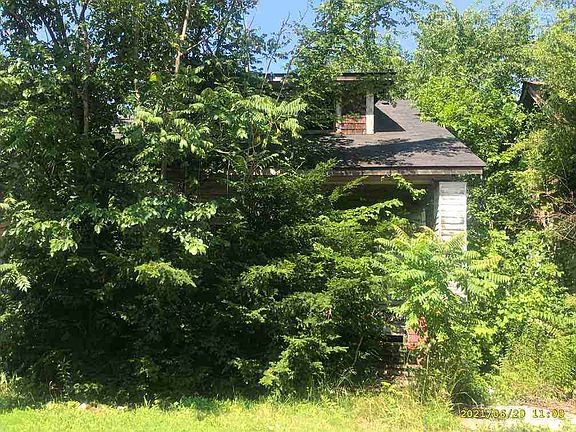 12317 Roselawn