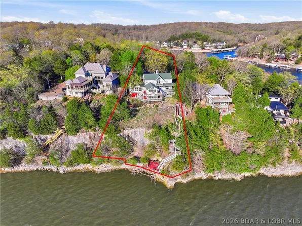 2183 Carlson Ct, Osage Beach, MO 65065