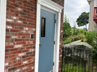 717 Atwood Ave, Cranston, RI 02920