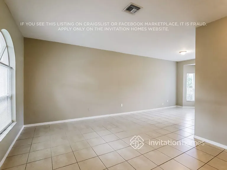 7712 Highlands Cir — Photo 8