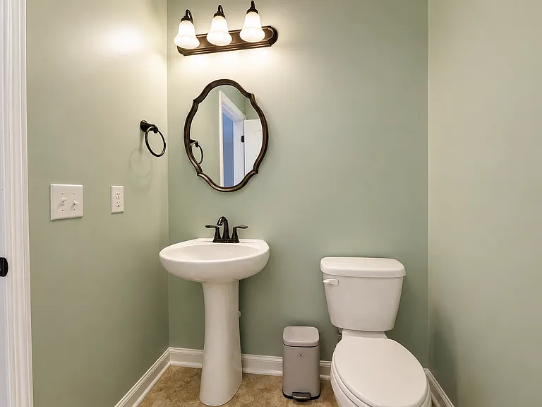 120 Campania St — Photo 13