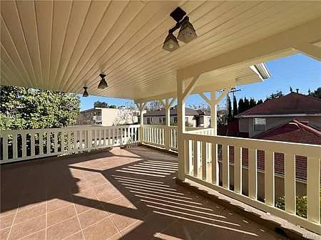 423 Magnolia St — Photo 34