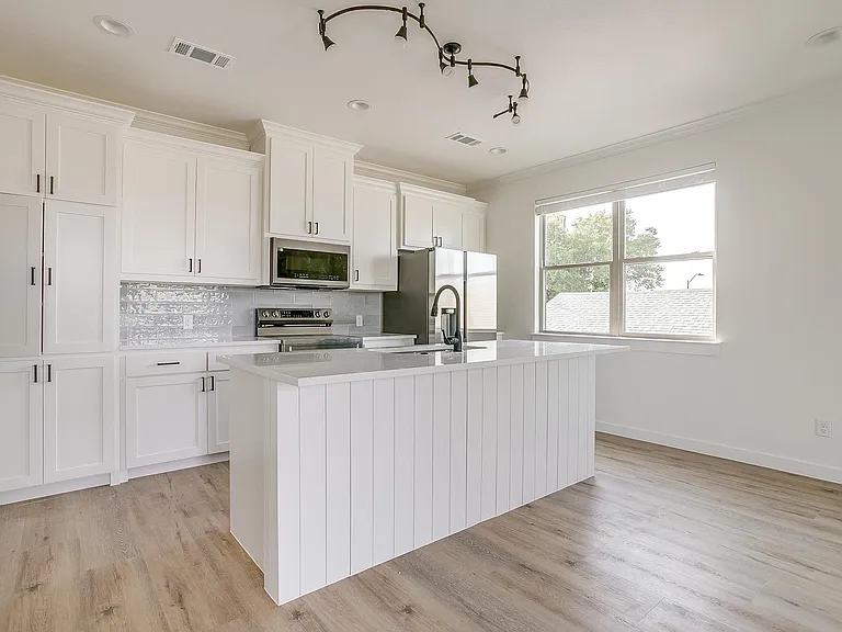 3108 Frazier Ave — Photo 26