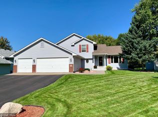 2445 Schaller Dr E, Maplewood, MN 55119