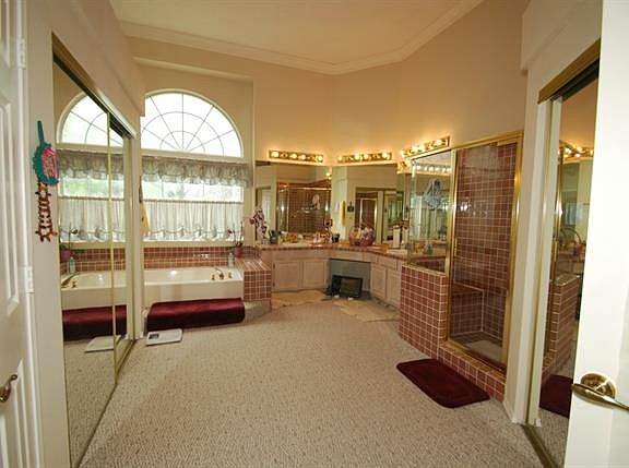 4th image of 2115 Rock Wood Ln